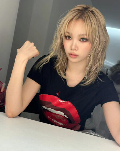 Kim Chaewon 김채원